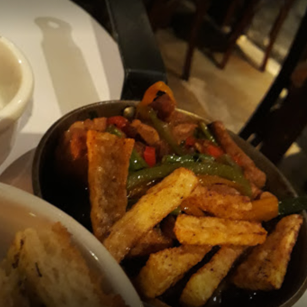 El Patio de los Naranjos