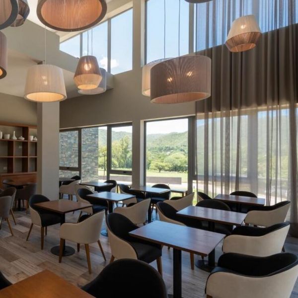 Calina, Casa de Huéspedes