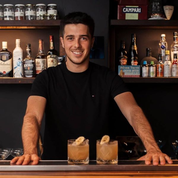 ABB Academia de Bartenders por Agustín Balegno