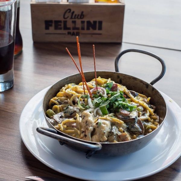 Club Fellini Bar