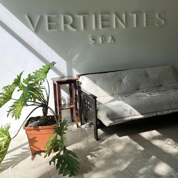 Vertientes spa - Pueblo del río